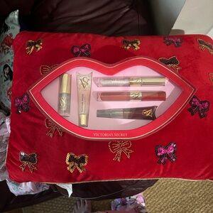 Victoria's Secret Lip Gloss Collection - Pink and Gold